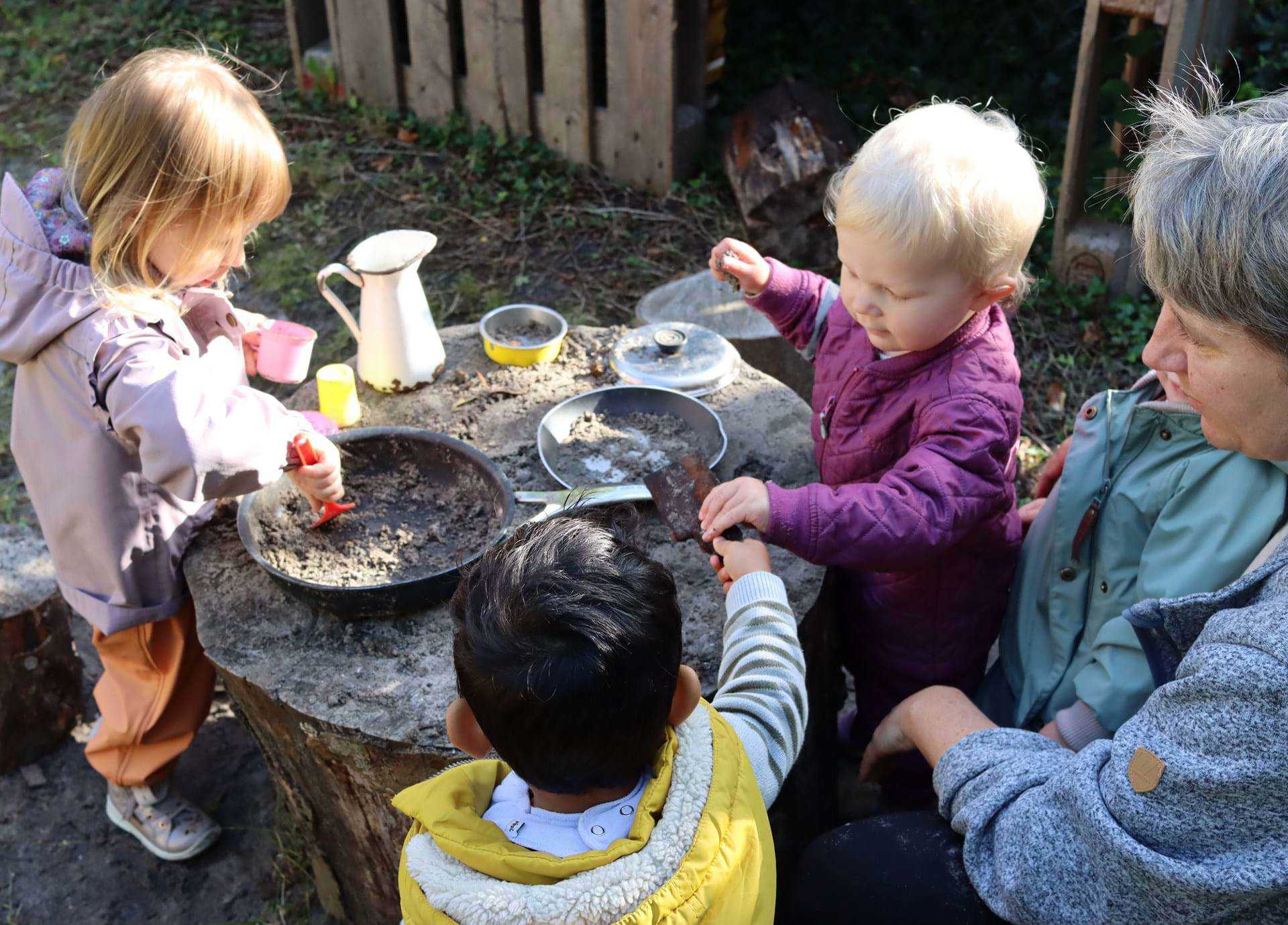 Pandekager, omelet eller noget helt andet - der er mange muligheder, når man laver mad af sand 